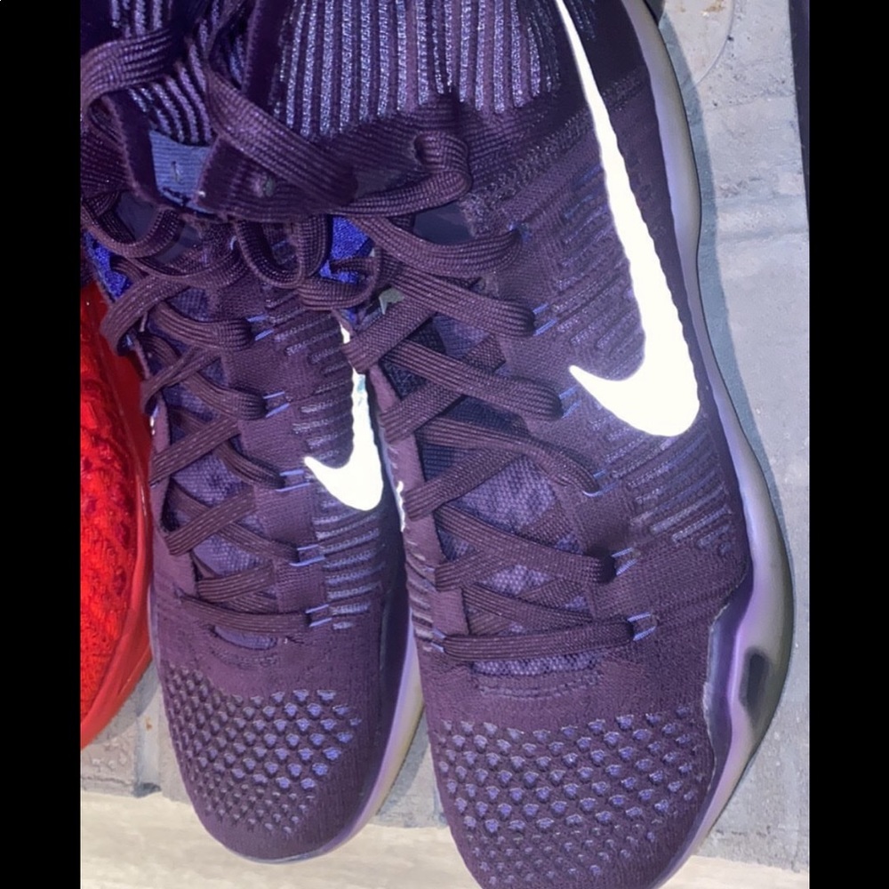 Kobe Basketball shoes